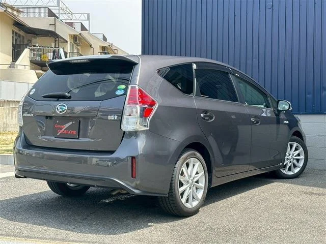 Daihatsu MEBIUS — фото 2