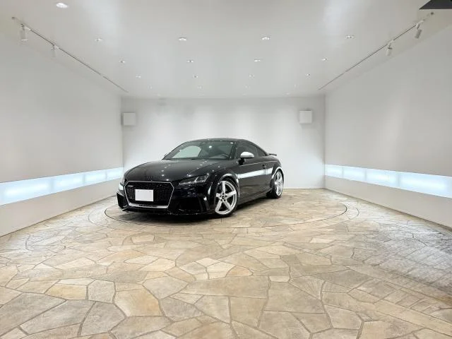 Audi TT RS COUPE — фото 1
