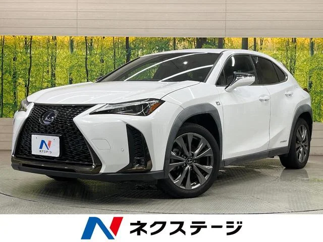 Lexus UX — фото 1