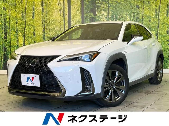 Lexus UX — фото 1