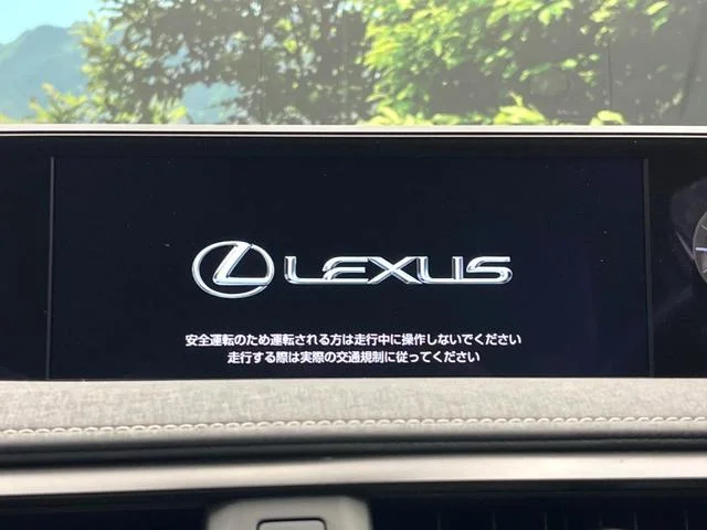 Lexus UX — фото 4