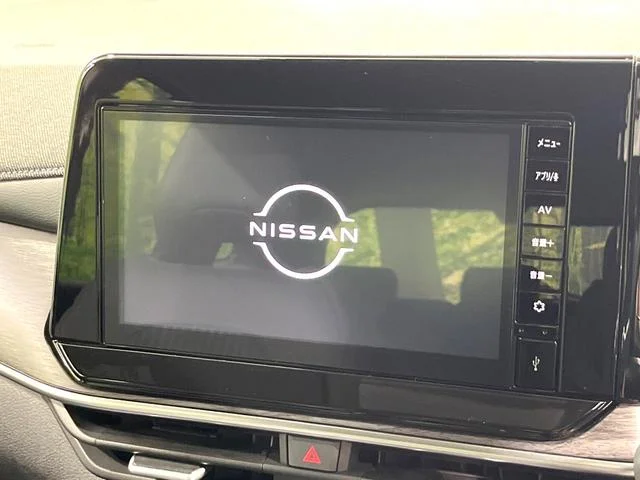 Nissan AURA — фото 3