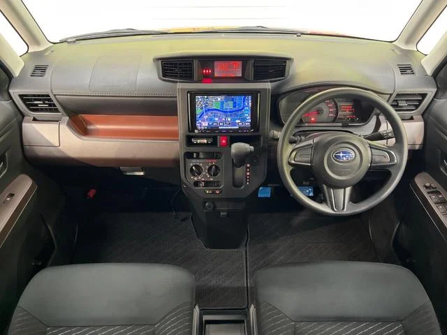 Subaru JUSTY — фото 2