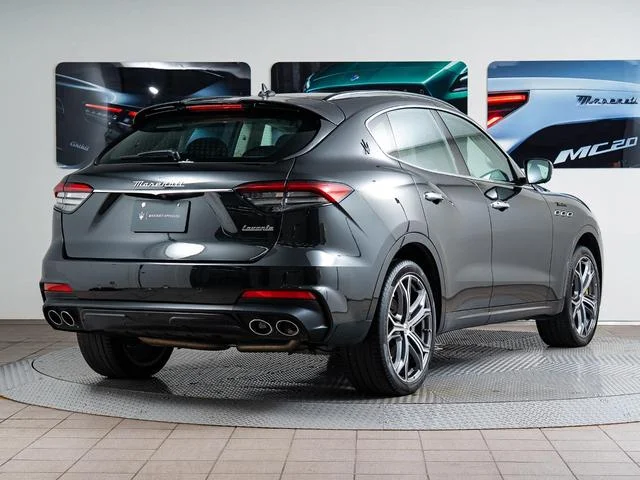 Maserati LEVANTE — фото 4