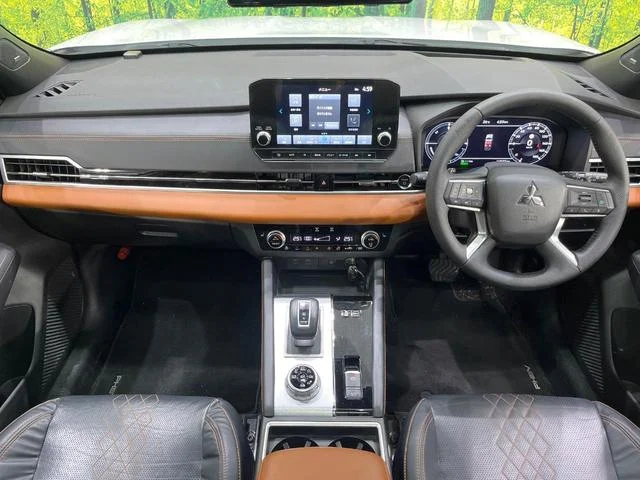 Mitsubishi OUTLANDER — фото 2