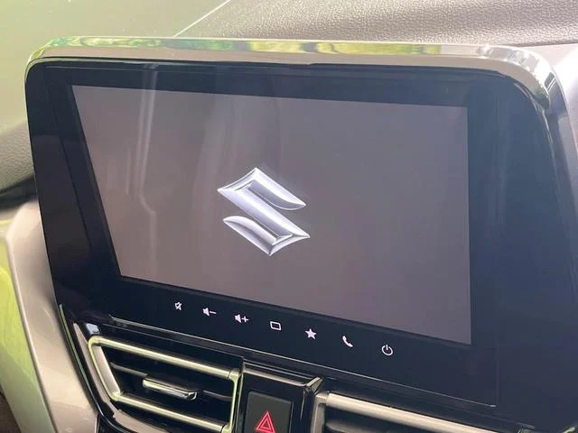 Suzuki FRONX — фото 3