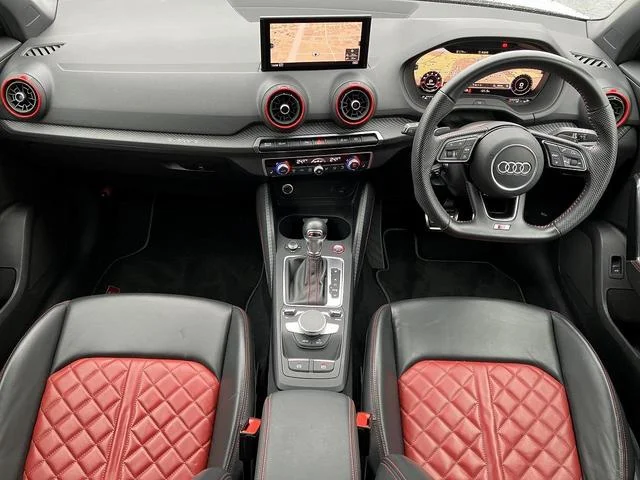Audi SQ2 — фото 2