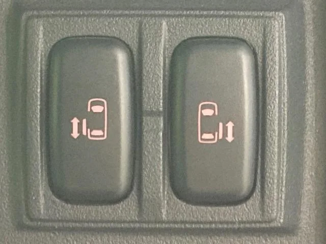 Mitsubishi DELICA D5 — фото 4