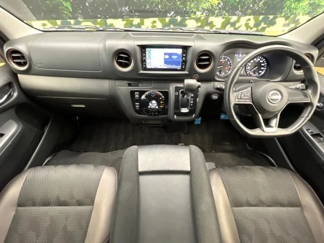 Nissan CARAVAN — фото 2