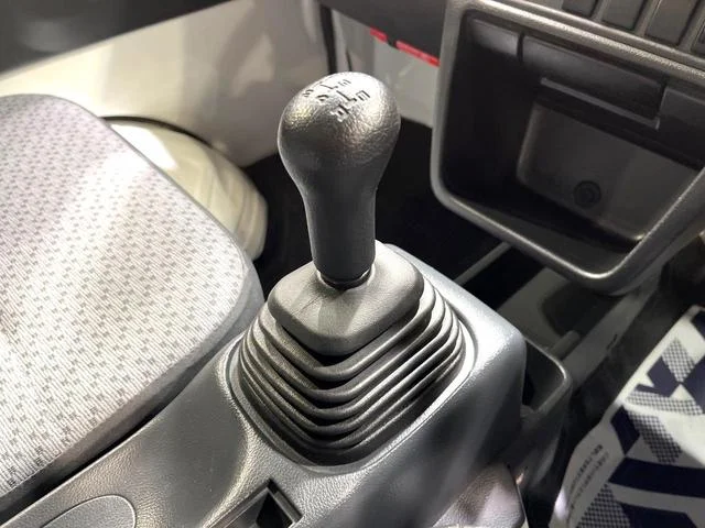 Suzuki CARRY TRUCK — фото 3