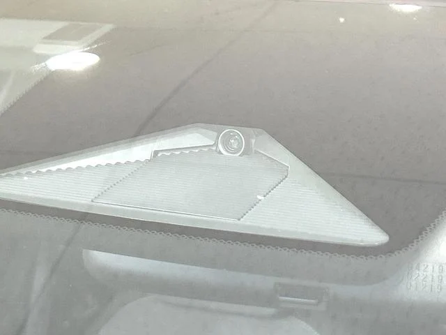 Honda FIT — фото 1