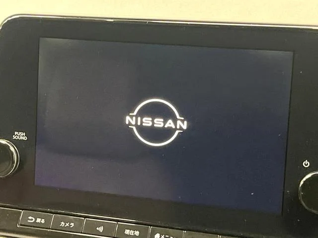 Nissan AURA — фото 4