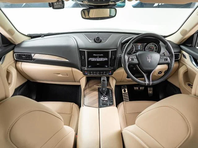 Maserati LEVANTE — фото 4
