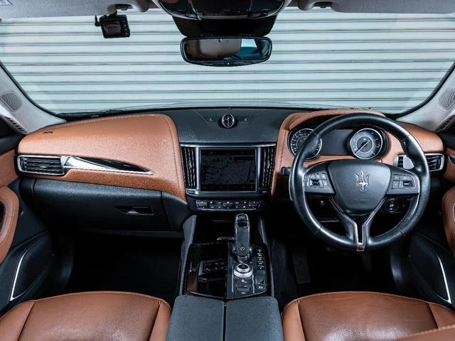 Maserati LEVANTE — фото 4