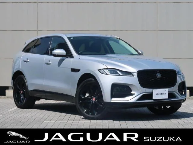 Jaguar F-PACE — фото 1