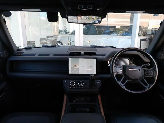 Land Rover DEFENDER — фото 2