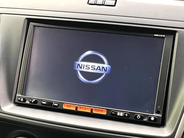 Nissan LAFESTA — фото 3