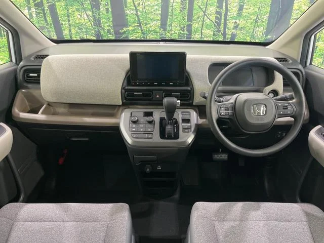 Honda FREED HYBRID — фото 2