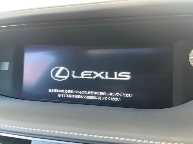 Lexus LS — фото 3