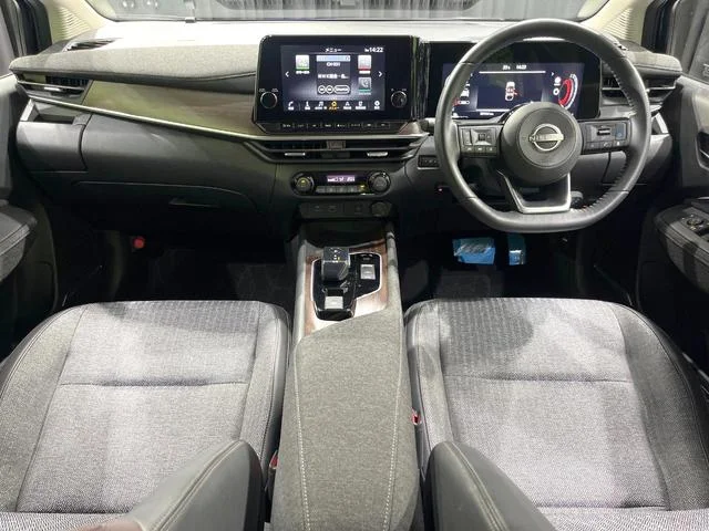 Nissan AURA — фото 2