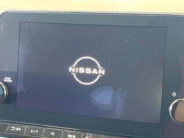 Nissan AURA — фото 3