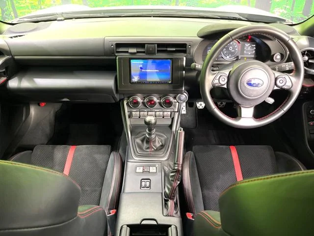 Subaru BRZ — фото 2