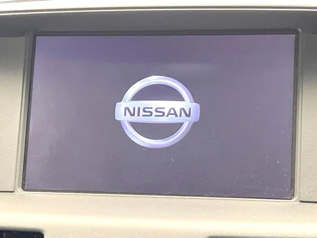 Nissan FUGA — фото 3