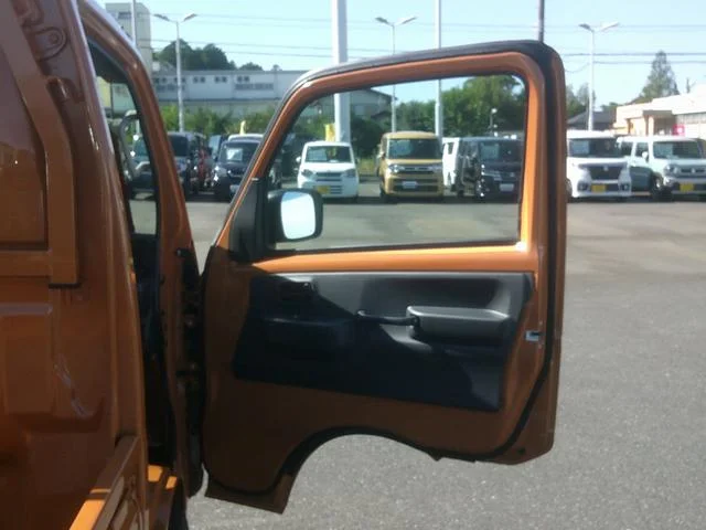 Suzuki CARRY TRUCK — фото 4