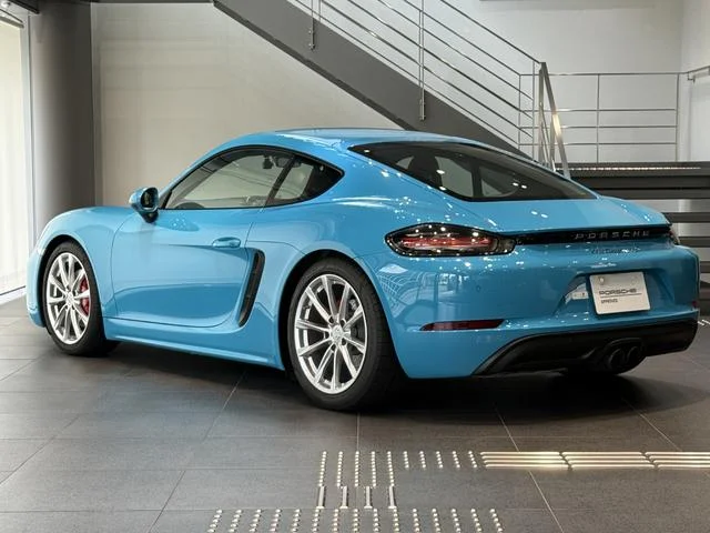 Porsche 718 CAYMAN — фото 3