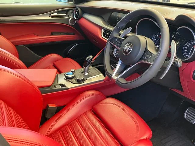 Alfa Romeo STELVIO — фото 6