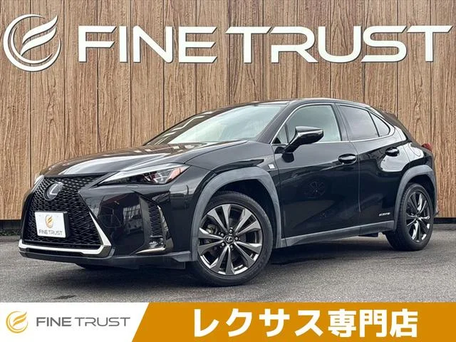 Lexus UX — фото 1