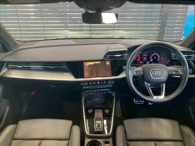 Audi A3 SEDAN — фото 2