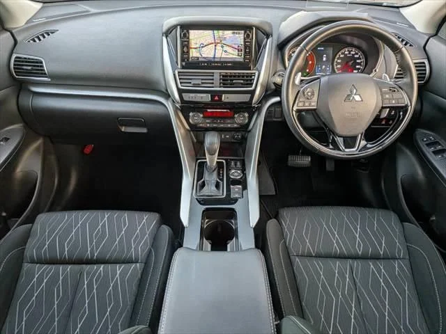 Mitsubishi ECLIPSE CROSS — фото 3