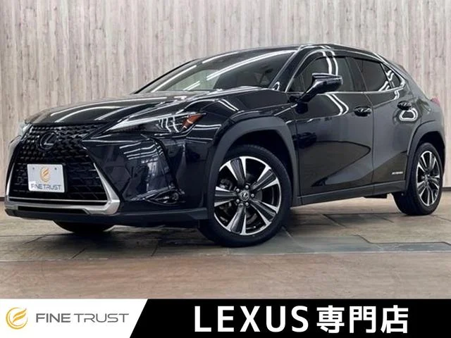 Lexus UX — фото 1