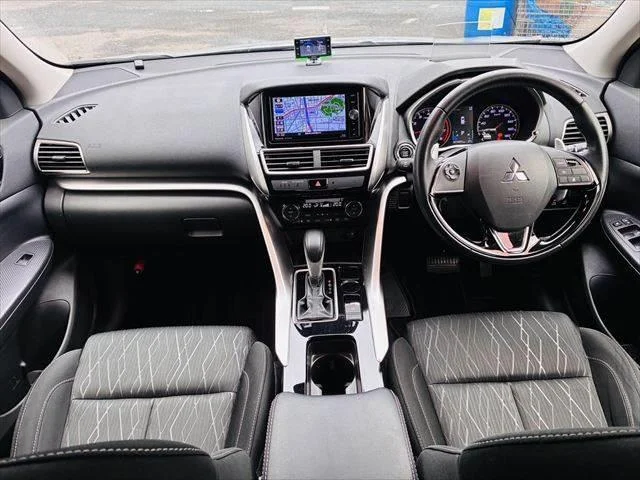 Mitsubishi ECLIPSE CROSS — фото 3