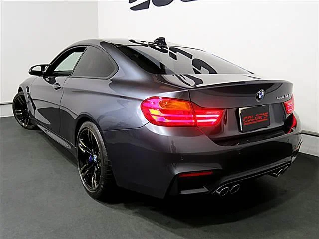 BMW M4 — фото 4