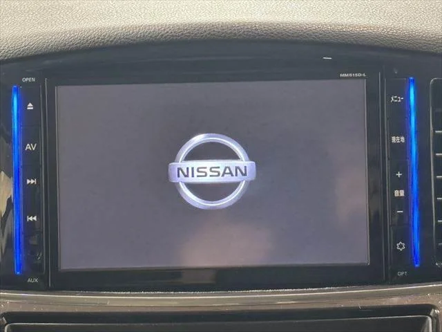 Nissan ELGRAND — фото 4