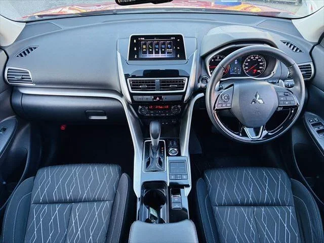 Mitsubishi ECLIPSE CROSS — фото 3
