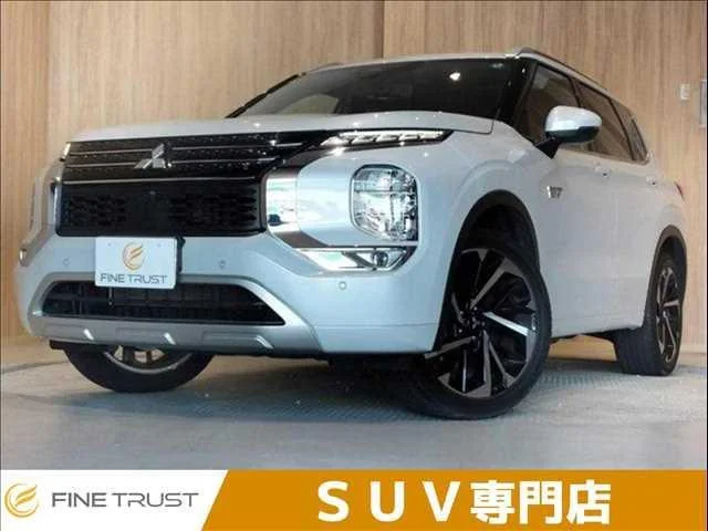 Mitsubishi OUTLANDER — фото 1