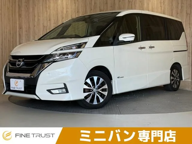 Nissan SERENA — фото 1