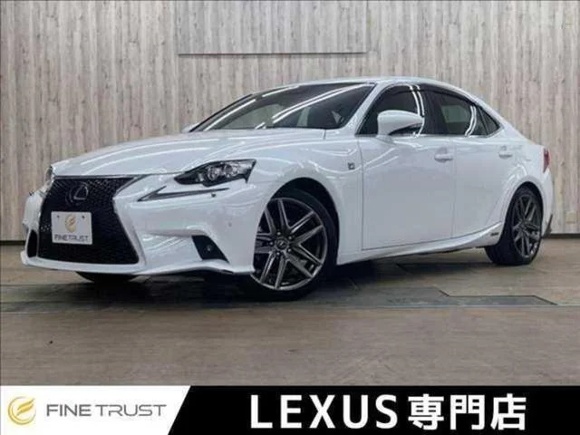 Lexus IS — фото 1