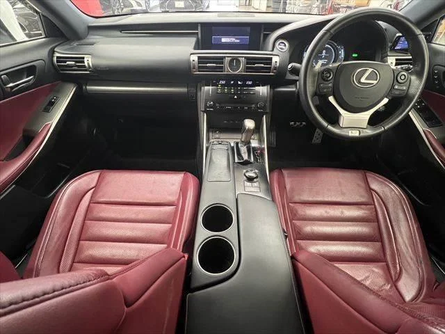 Lexus IS — фото 3