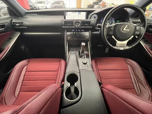 Lexus IS — фото 3
