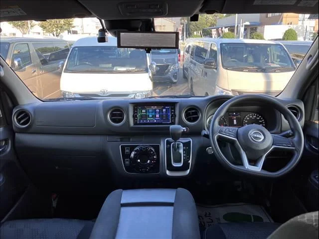 Nissan CARAVAN — фото 4