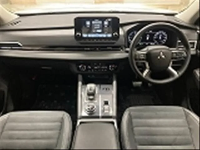 Mitsubishi OUTLANDER — фото 2