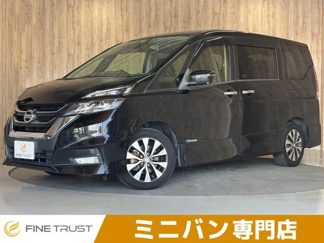 Nissan SERENA — фото 1