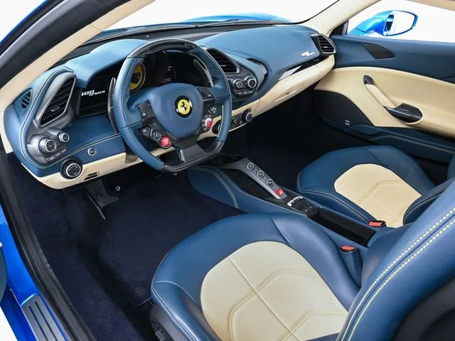 Ferrari 488 SPIDER — фото 3