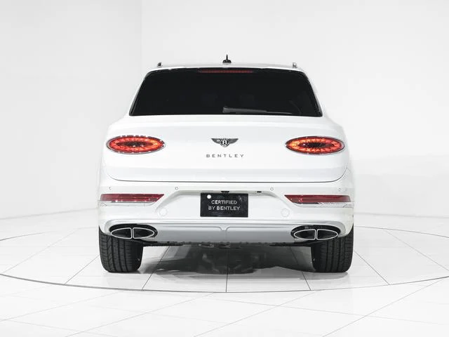 Bentley BENTAYGA — фото 1