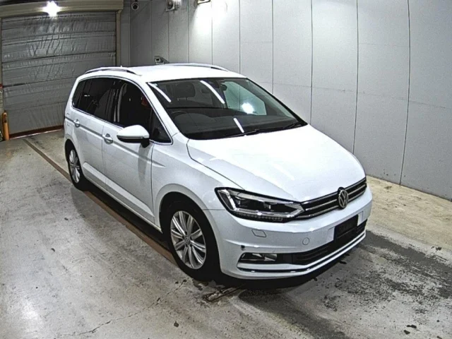 Volkswagen GOLF TOURAN