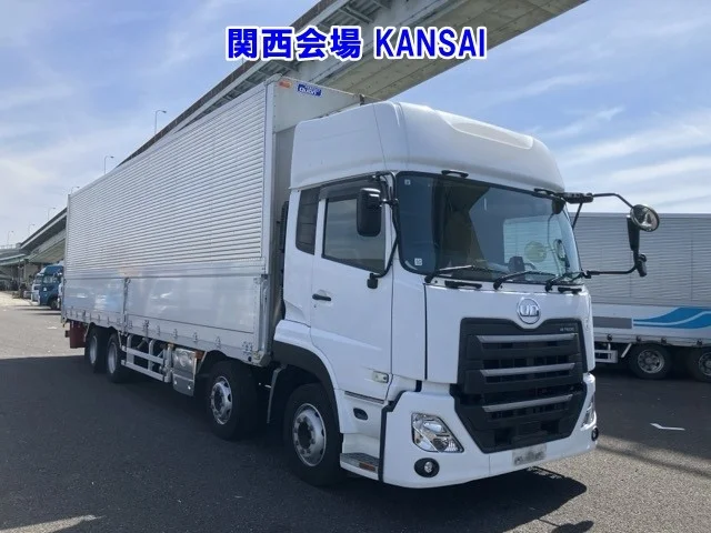 Nissan QUON